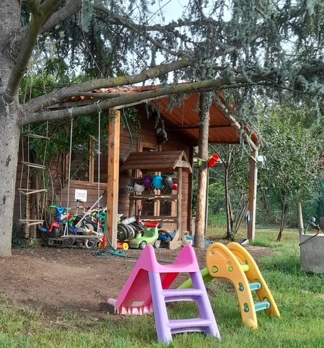 Bee Wild asilo nel bosco di Cascina Biblioteca 