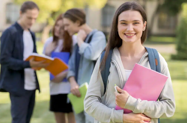 Casa dello studente: webinar gratuito per genitori